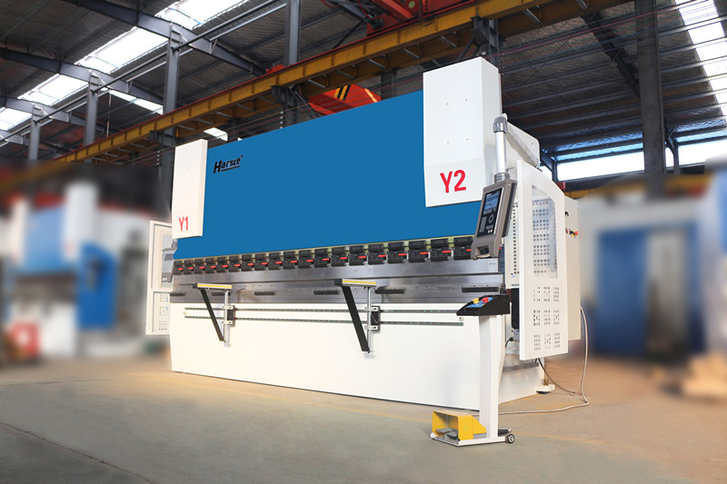 B12540 foglio CNC Press Brake in Argentia